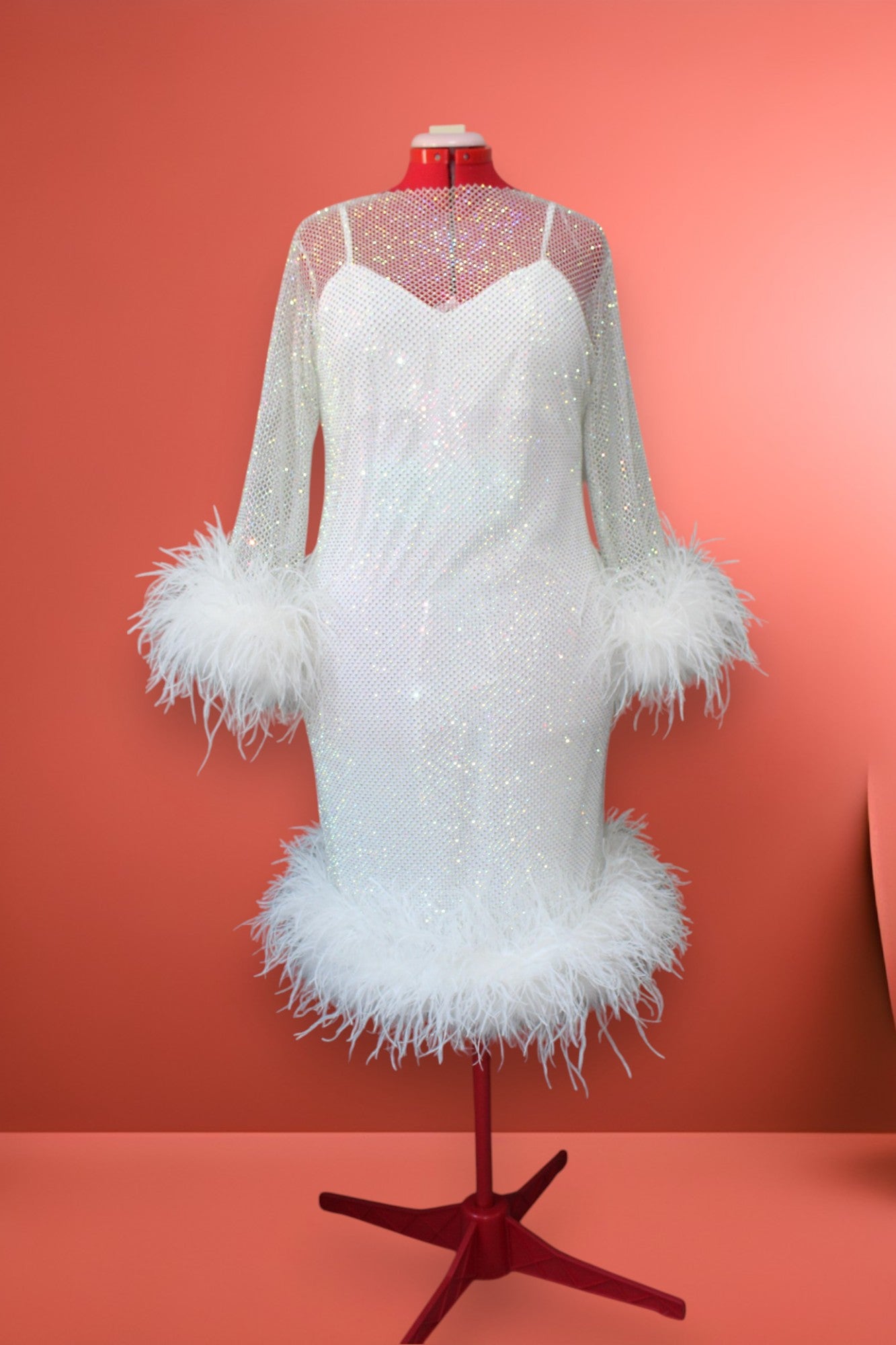 MARAYA Plus Size White Rhinestone Mesh Long Sleeve Bottom Midi Feather Dress 10 US women's numeric / Without Slip Dress MARAYA Plus Size White Rhinestone Mesh Long Sleeve Bottom Midi Feather Dress 10 US women's numeric / Without Slip Dress