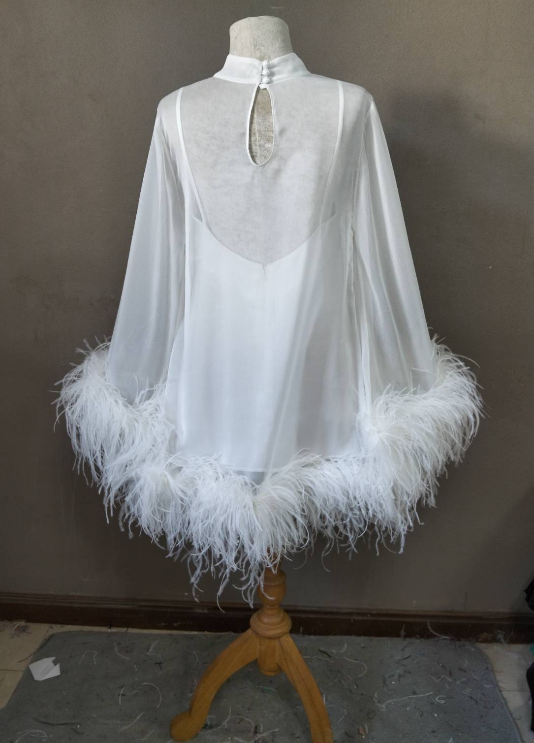 MARAYA Bell Long sleeve mini Feather dress