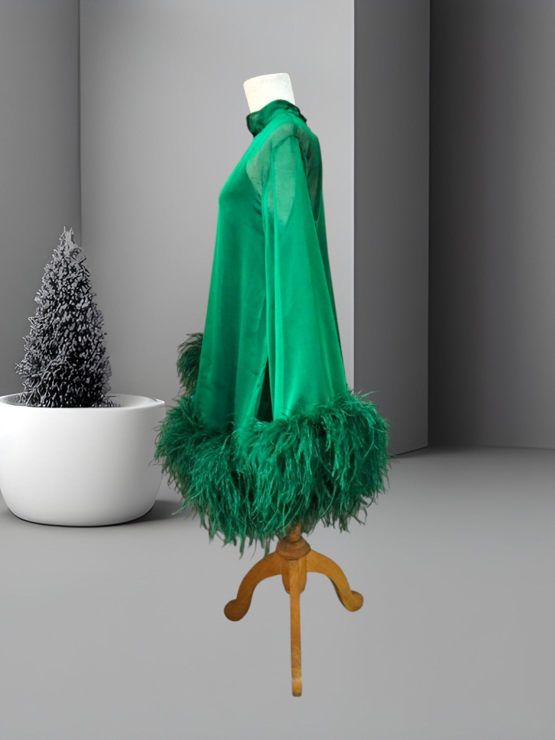MARAYA Emerald Green Bell Long sleeve mini Feather dress (Copy)
