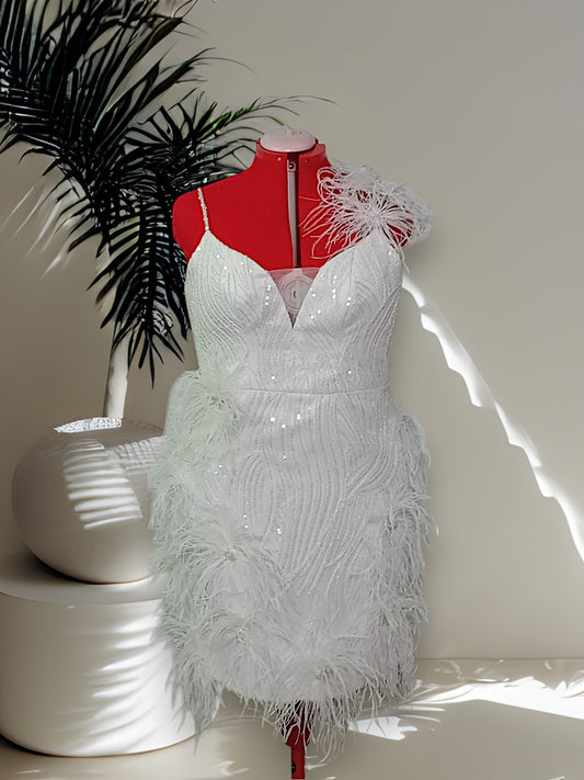 MARAYA Plus Size White Rhinestone Sleeveless V-Backless Mini Feather Dress Wedding Dress
