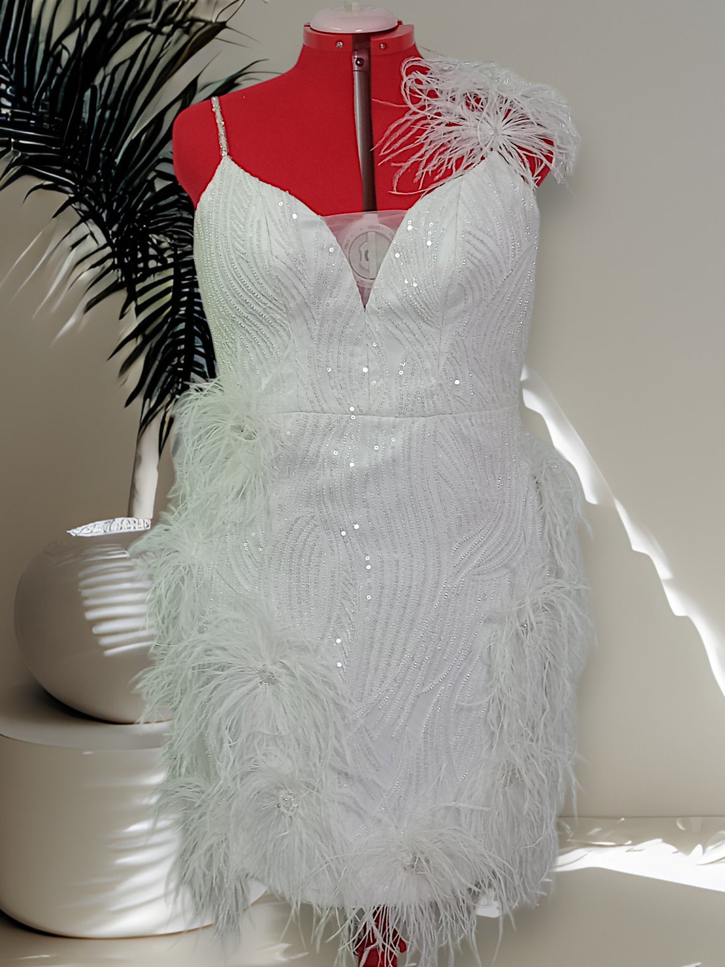 MARAYA Plus Size White Rhinestone Sleeveless V-Backless Mini Feather Dress Wedding Dress