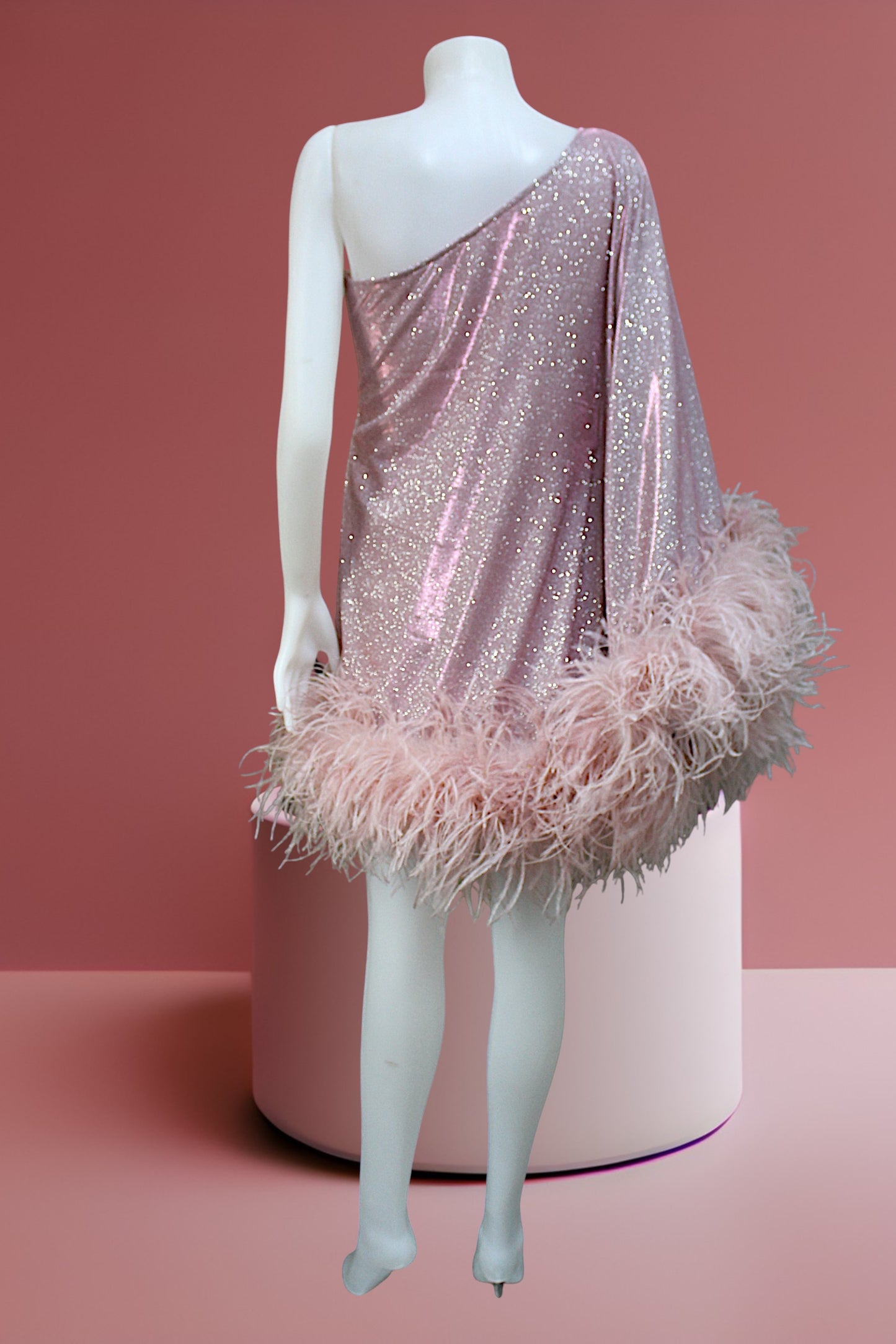 MARAYA Star Glamour One-Shoulder Mini Feather Dress