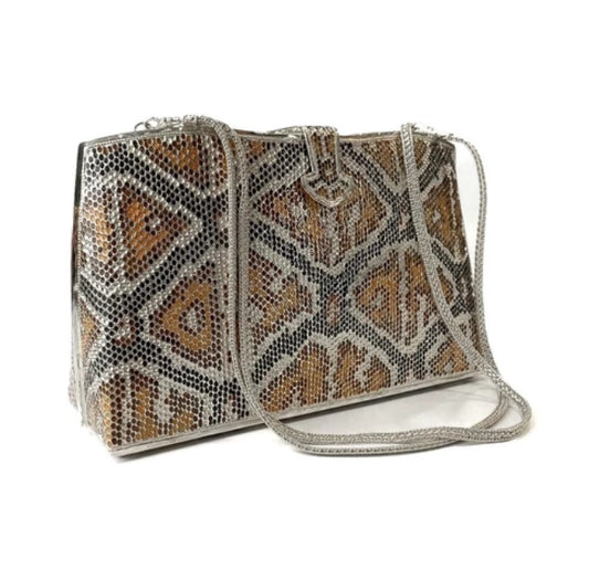Shoulder Bag Naga pattern, 92.5% pure silver.